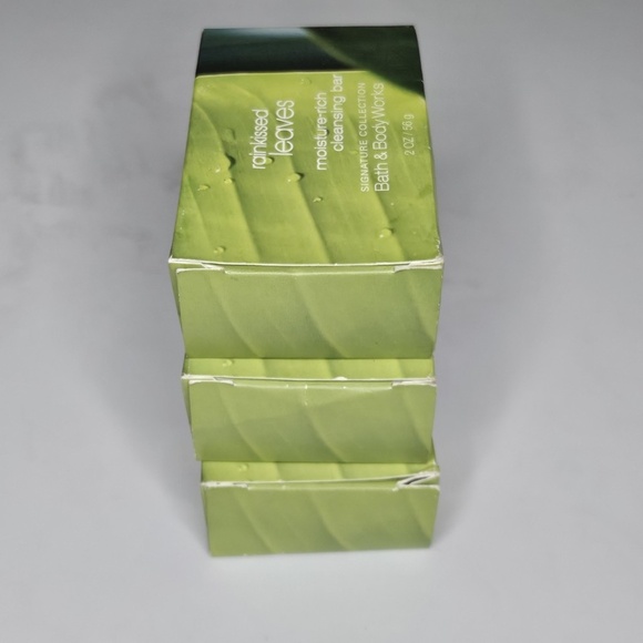 New Set of 3 Retired Bath & Body Works Rainkissed Leaves Cleansing Bar Soap 2oz - Picture 8 of 16